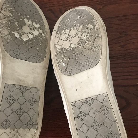 Cream colored shoes - Picture 5 of 14